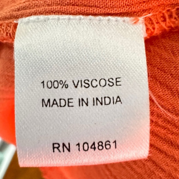 Women’s 1X Flowing Coral Tunic Deep V Mesh Panel Elastic Waist Bell Sleeves - Picture 5 of 5